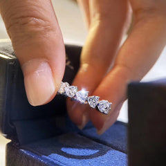 Heart-shaped Diamond Row Diamond Ring Fashion Love