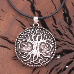 Viking Tree Of Life Zinc Alloy Pendant Vintage Aoding Rune World Tree Round Necklace