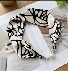 Women's Day Magnetic Suction Convenient Small Silk Scarf Popular