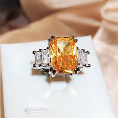 Overturn Stone Inlay Powder Rhinestone Ring